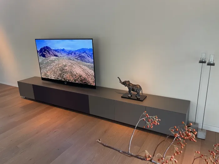 Geplaatst Ardeno tv meubel in een woonkamer